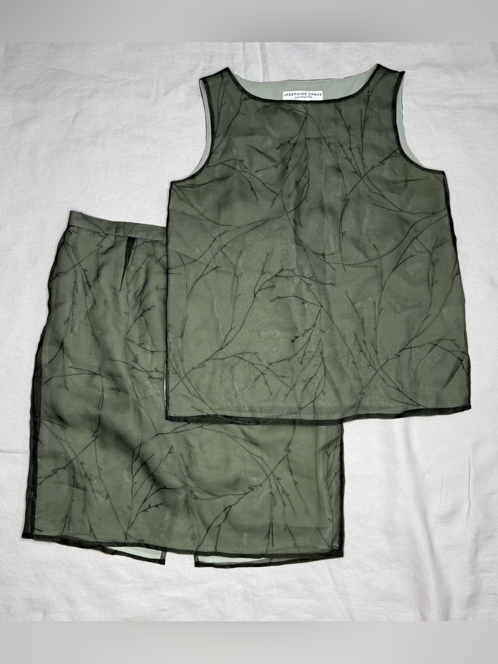 VTG Josephine Chaus Silk  2-Piece Set Shell Top & Midi Skirt Olive Green Size 4
